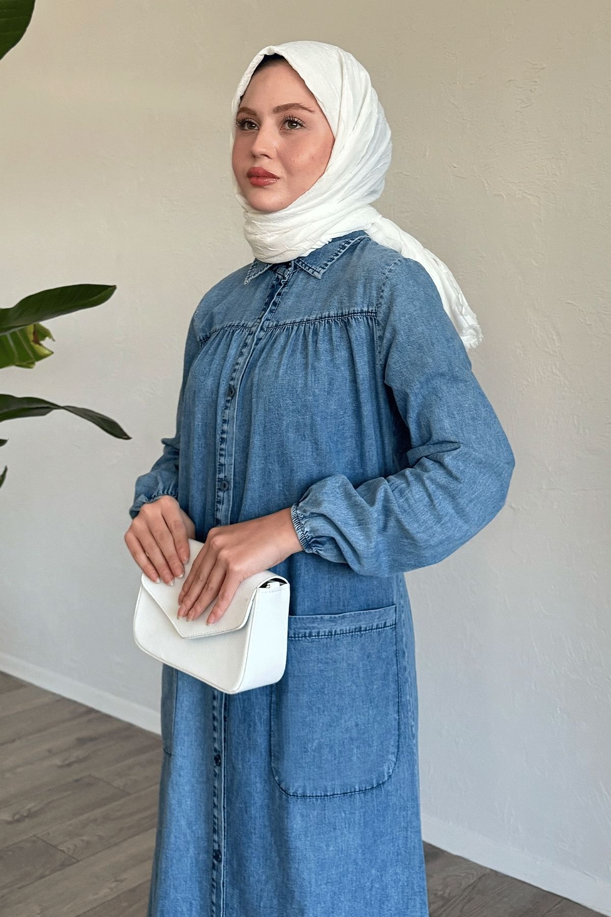 InStyle-Mayra Robe Pocketed Denim Dress - Ice Blue 3