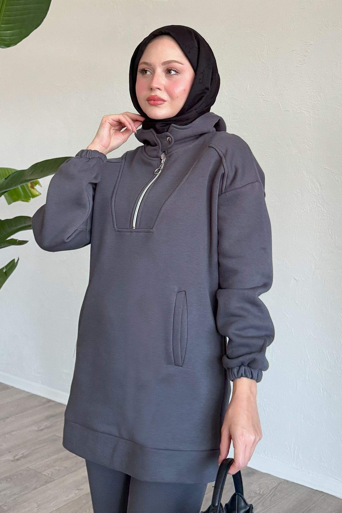 InStyle-Anthracite Pocket Semi Zippered Set 5