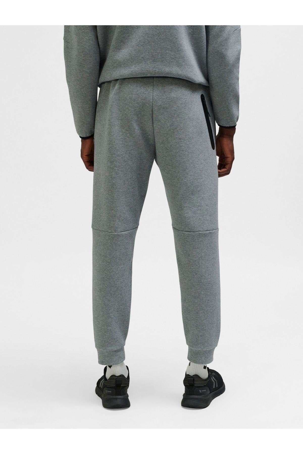 complete the look image