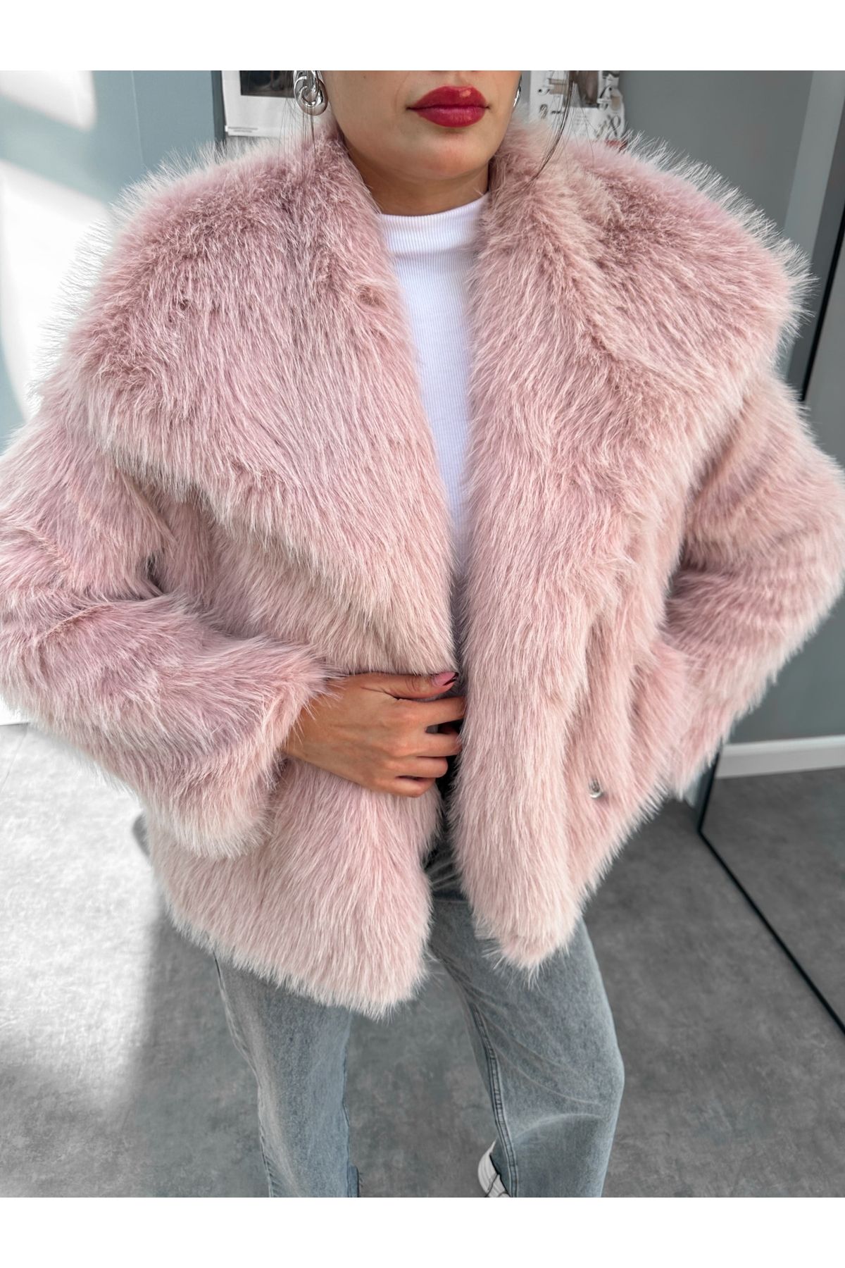 ESRAHELVACI-Powder Pink Double Breasted Premium Fur Coat 3