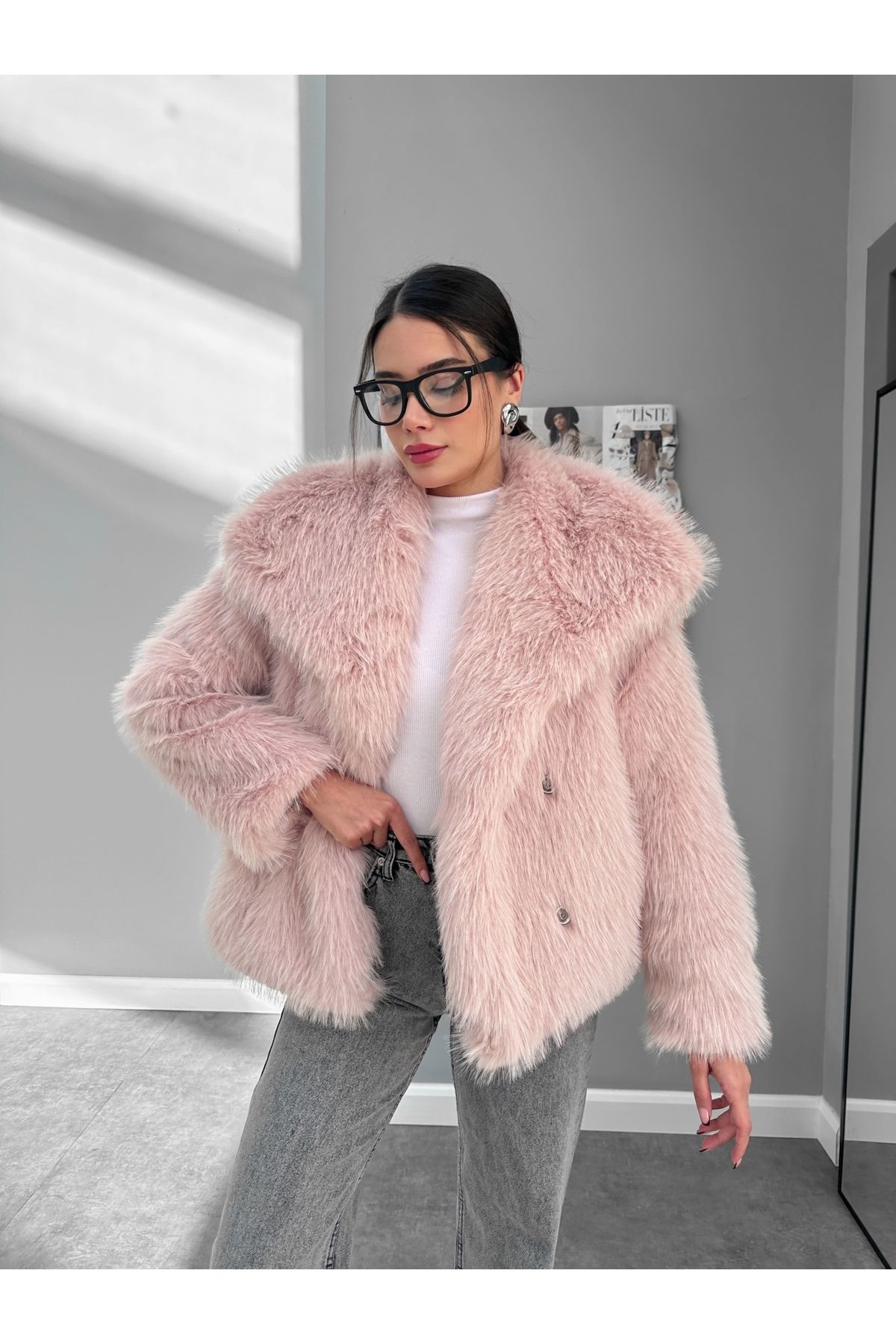 ESRAHELVACI-Powder Pink Double Breasted Premium Fur Coat 2