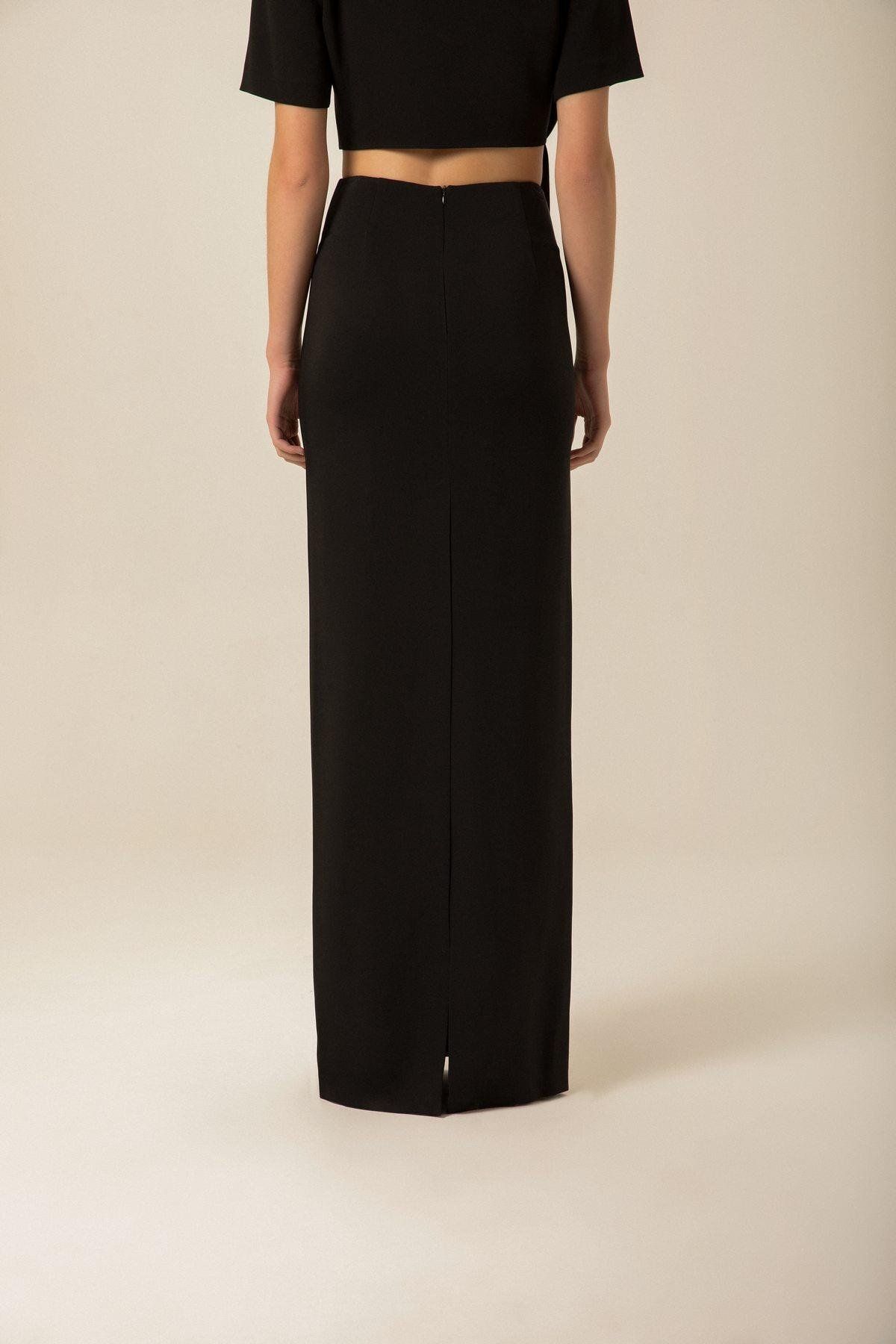 rue.-Black Long Skirt with Slit Detail 4