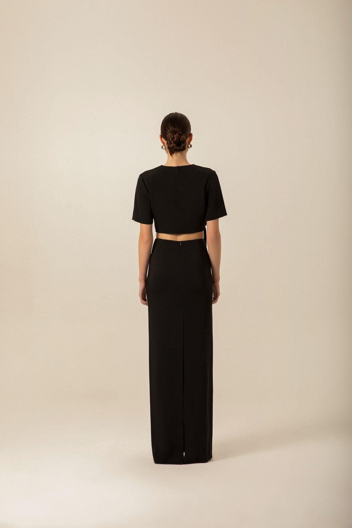 rue.-Black Long Skirt with Slit Detail 5