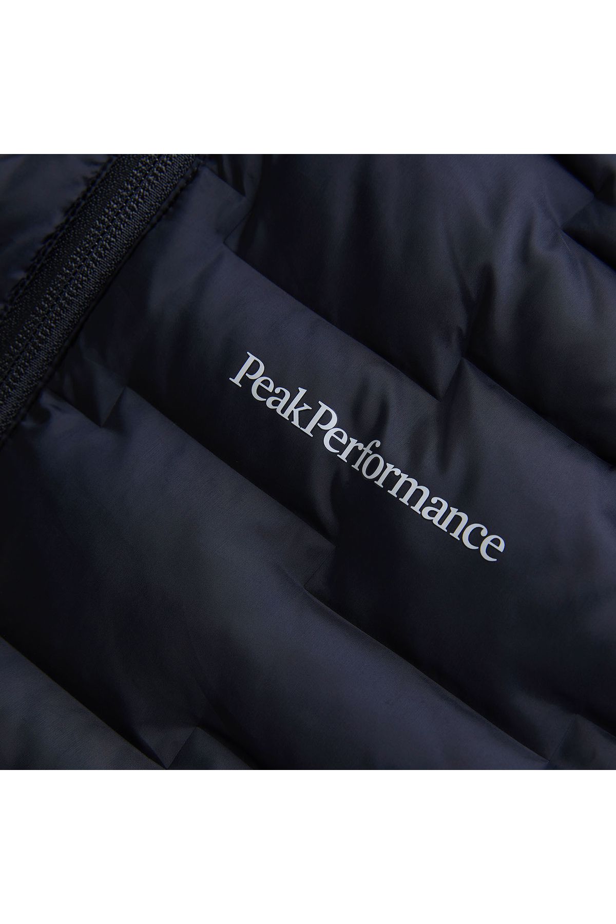 Peak Performance-W Argon Light Hood Jacket 4