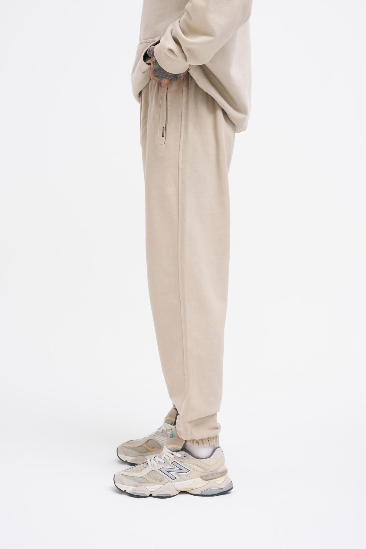 Machinist-Men's Washed Basic Jogger Beige Sweatpants 3