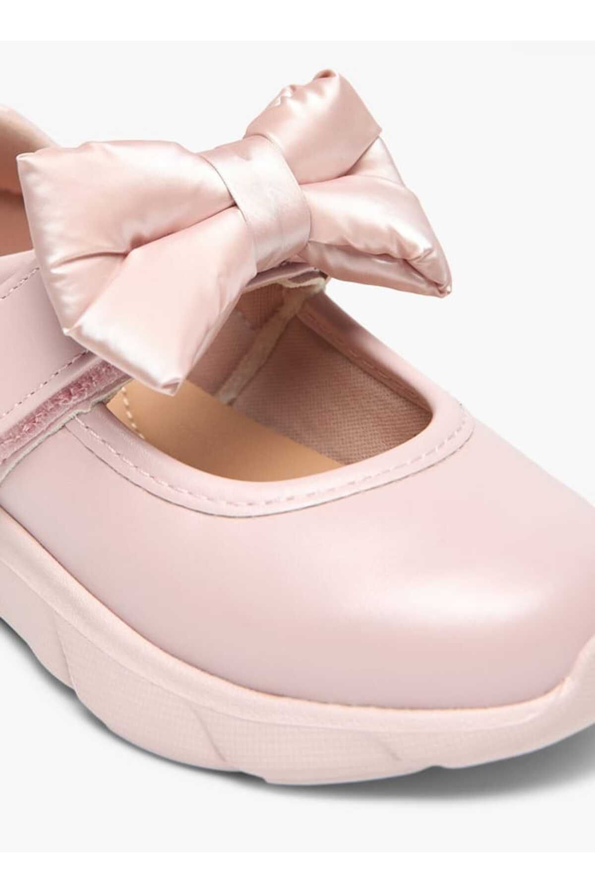 Barefeet-Bow Accent Shoes with Hook and Loop Closure 5