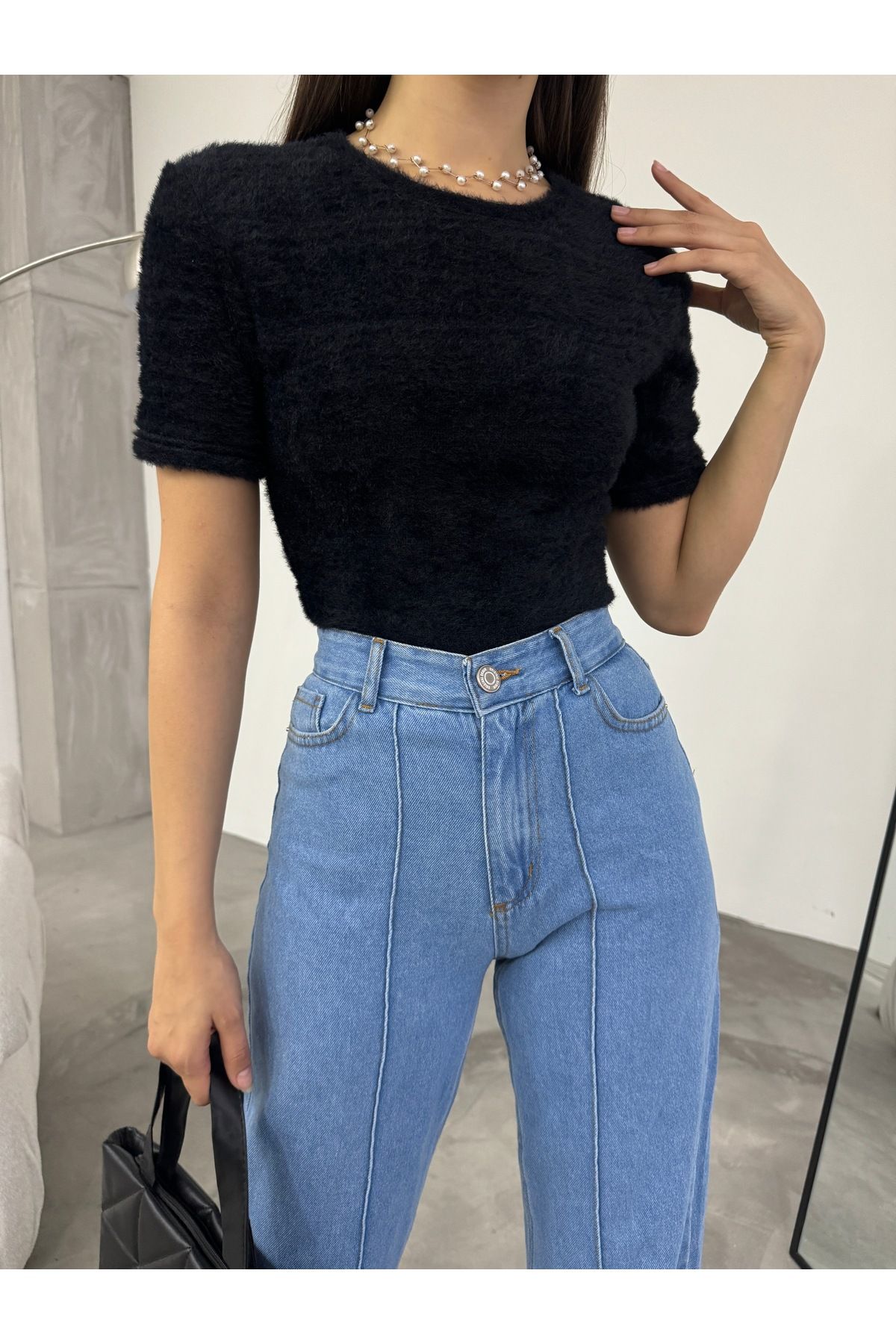 BİKELİFE-Weiche Plüsch-Crop-Bluse für Damen mit Rundhalsausschnitt 7