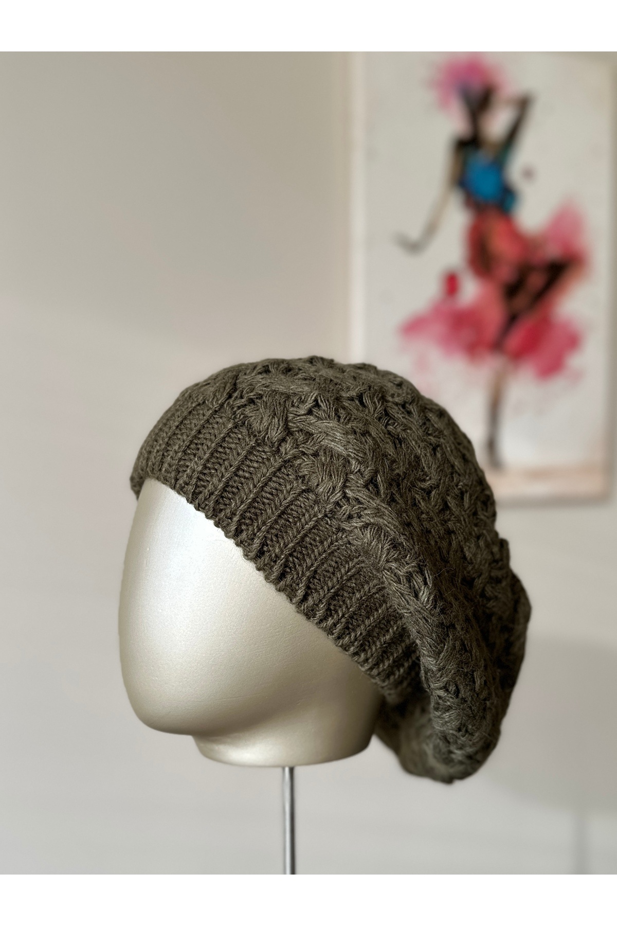 Amor Center-Painter Model Knitted Soft Knitwear Winter Beret 1
