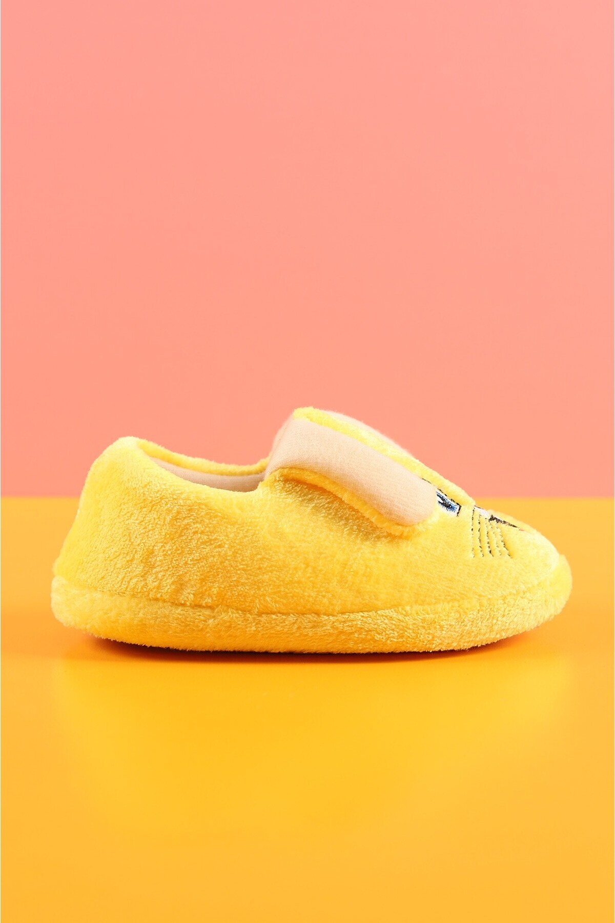 MİNAHOBİ-Plush Slippers with Rabbit Figure - for Home and School with Anti-Slip Base 2