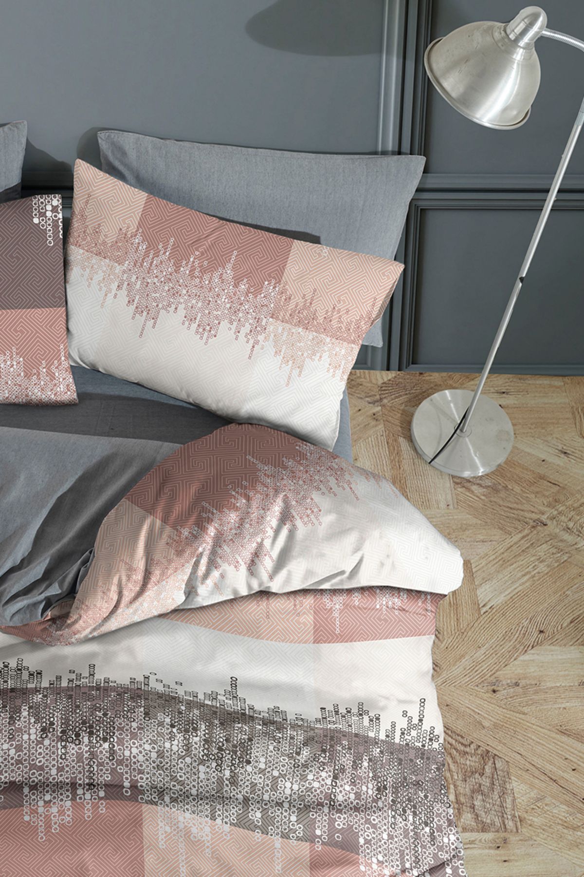 Lorien-Ruby Patterned Single Duvet Cover Set with Elastic Sheets and Double Sided Use 5
