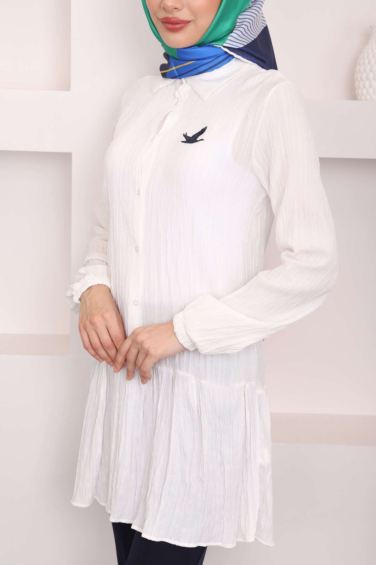 İmajButik-Tunica alba cu fusta cu etaje si maneci elastice 4
