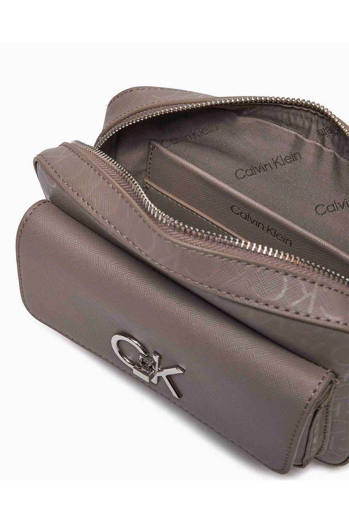 Calvin Klein-Re-Lock Camera Bag 5