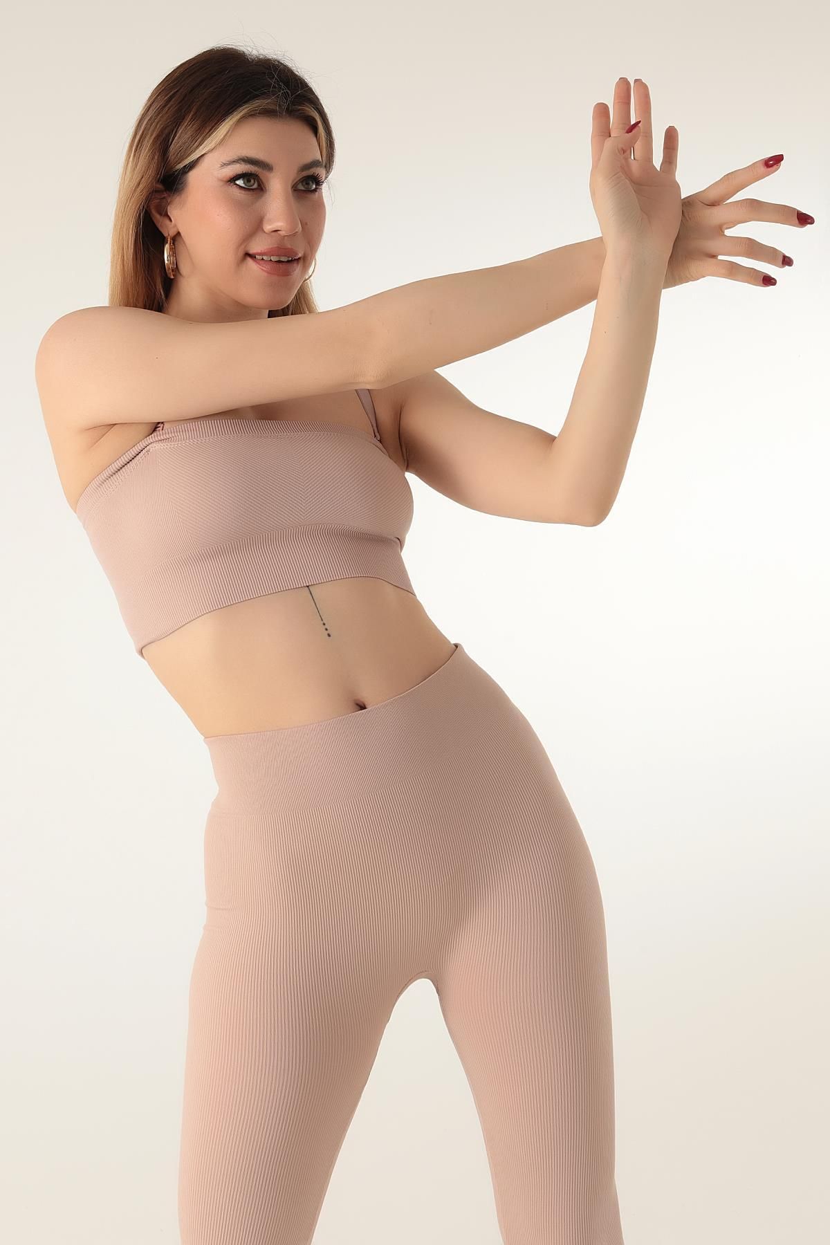 Doremi-Seamless Sports Bra 2