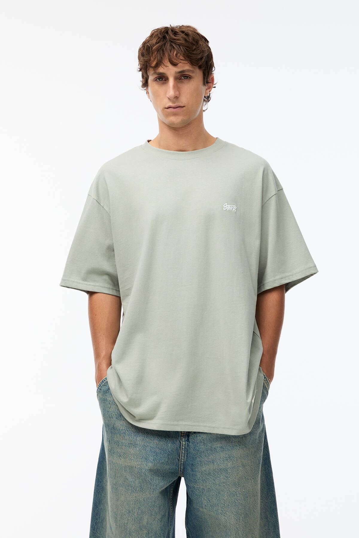 Pull & Bear-T-shirt with STWD logo 2