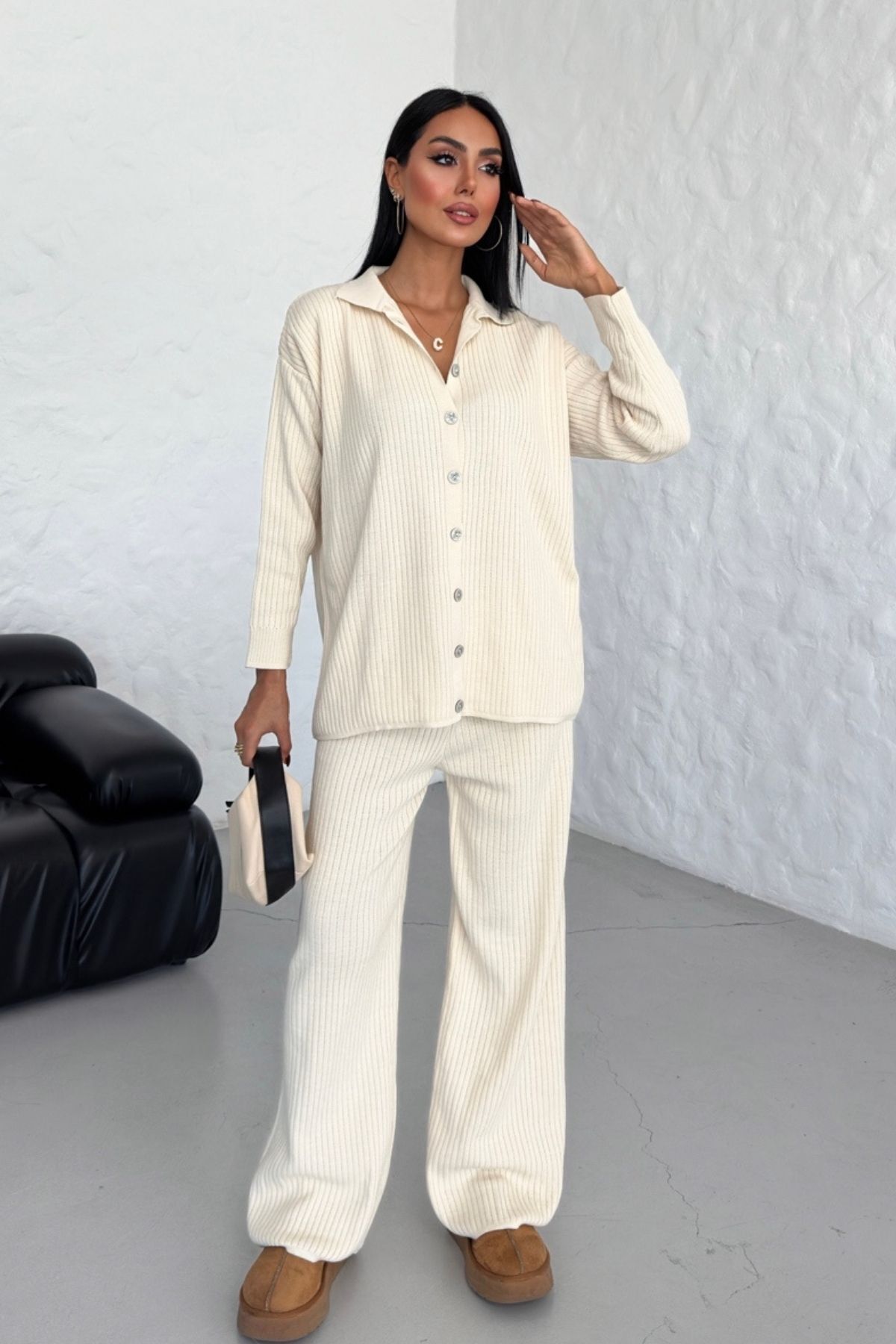 complete the look image