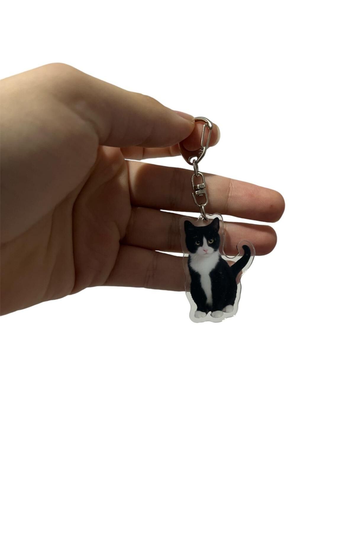 RENGARENK-Cat with Black Bow Tie Keychain 2D Key Chain Cat Keyring Luck Keychain Gift Key Chain 4