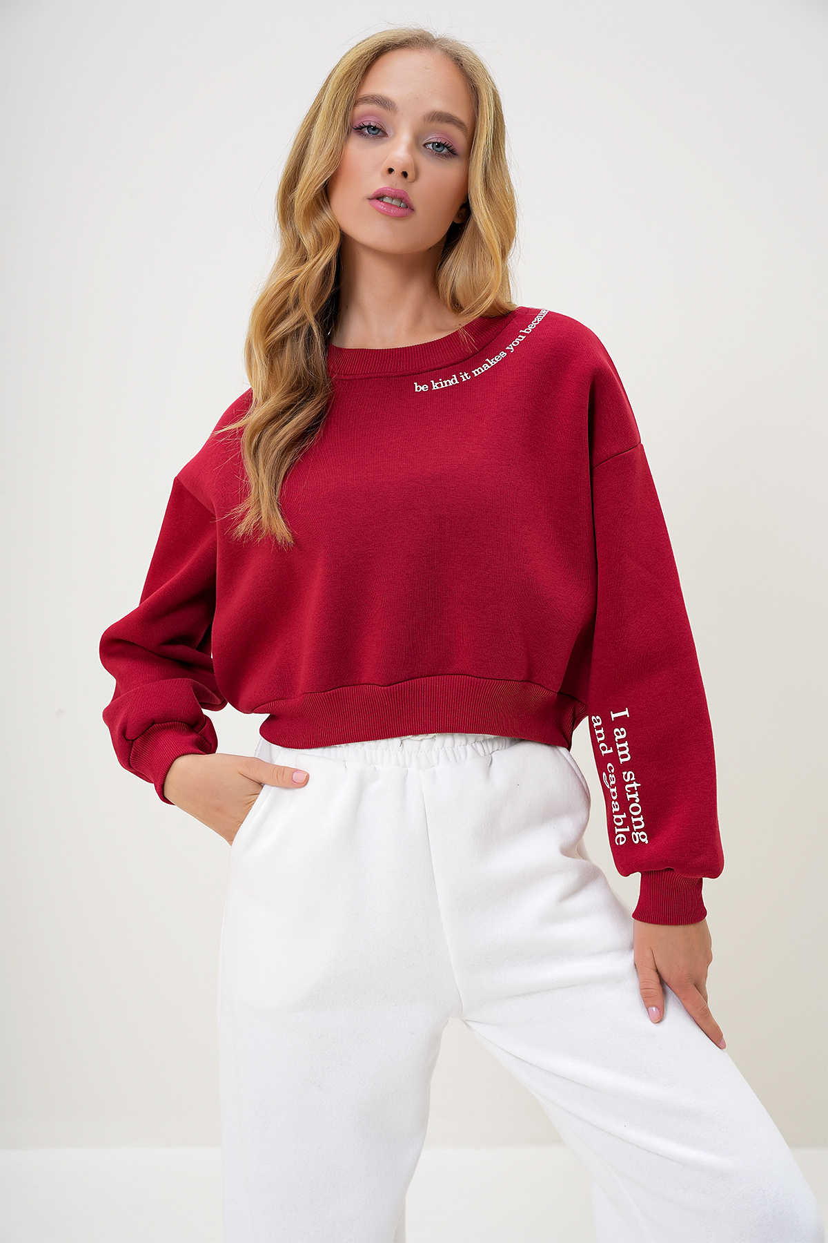 Trend Alaçatı Stili-Burgunderfarbenes Damen-Sweatshirt – Rundhalsausschnitt, Ärmel und Revers bedruckt, drei Fäden, Raster ALC-X13178 3