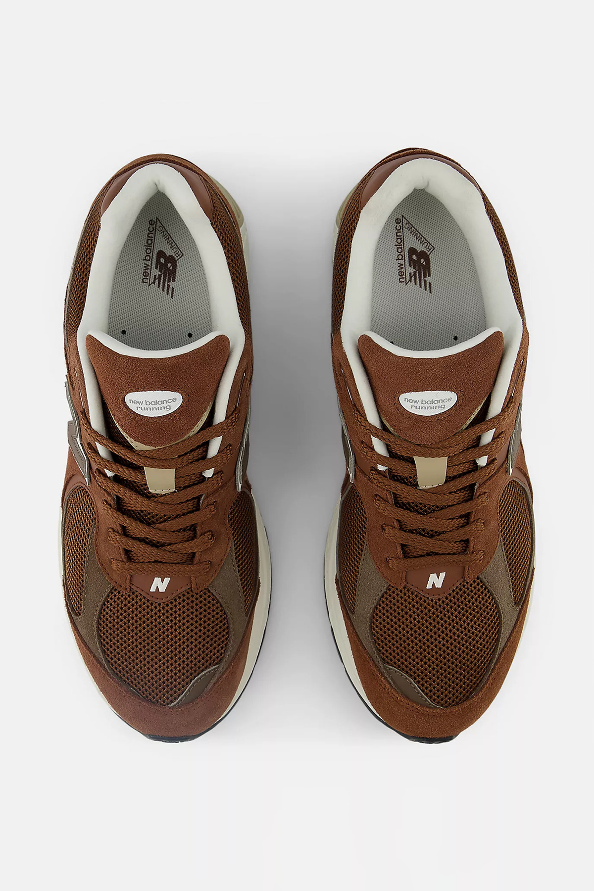 کفش اسنیکر نیو بالانس زنانه چرم قهوه ای بیسیک راسته      اسپرت | New Balance M2002 VN - تصویر 3