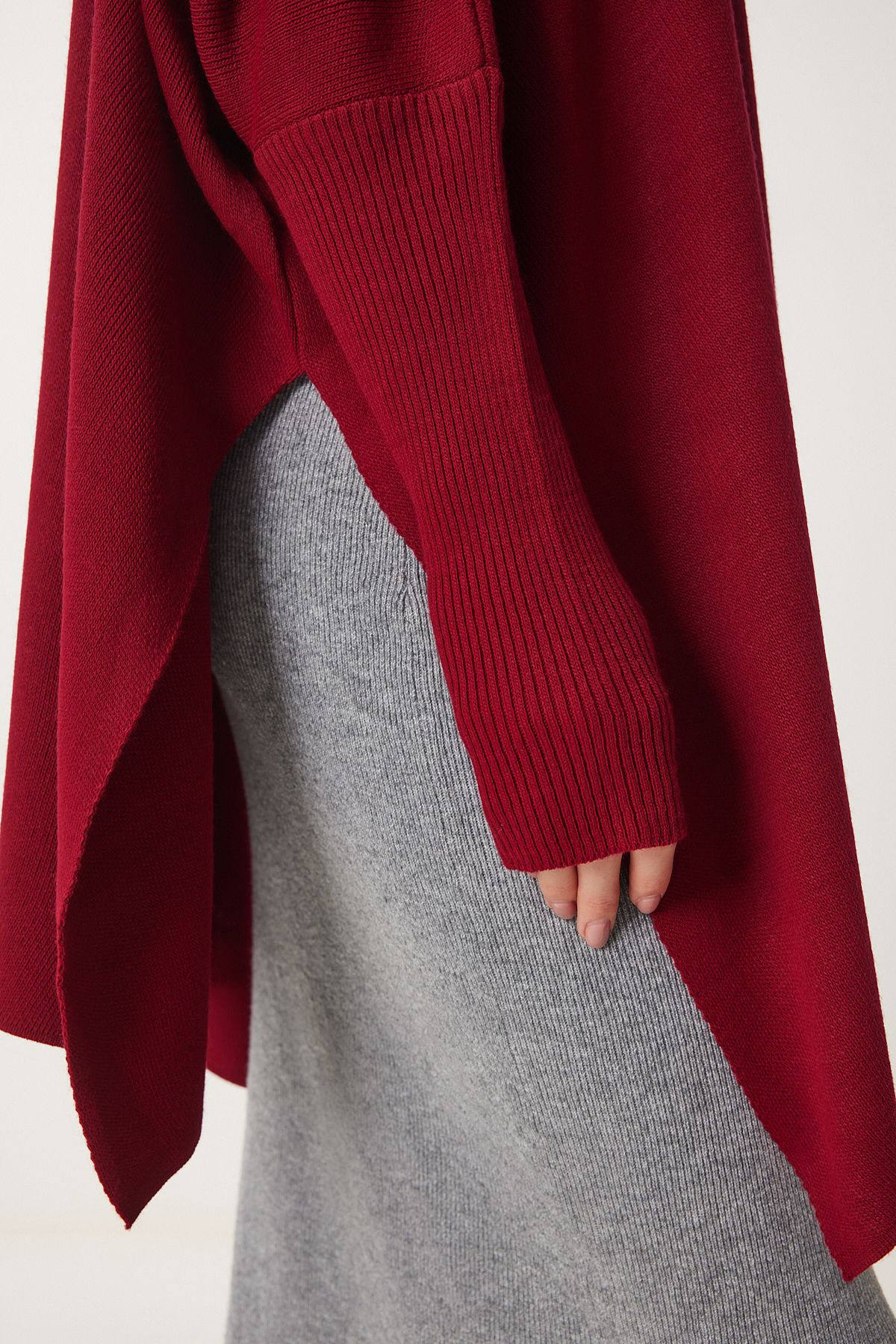 Happiness İstanbul-Burgunderroter Oversize-Ponchopullover mit Seitenschlitz für Damen YY00005 10