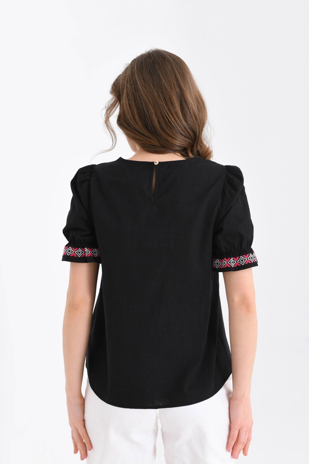 Park Karon-Embroidered Crew Neck Woven Shirt 8