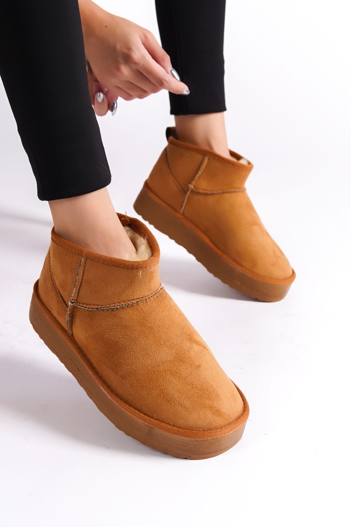 Capone Outfitters-Botine cu talpă groasă, cu vârf rotund, căptușite cu pene 5