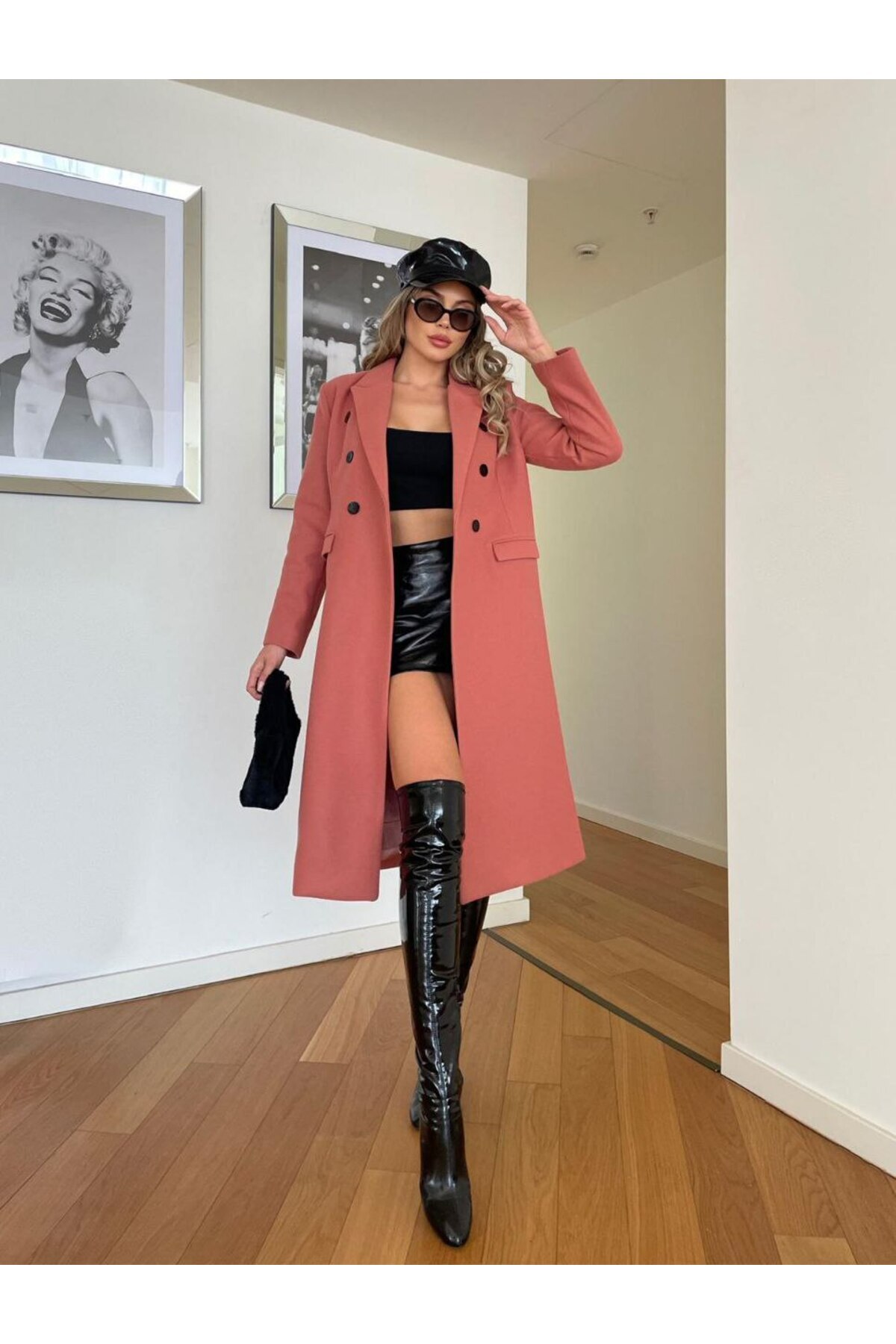 Women's Jacket Buttoned Under-Collar Lined Coat