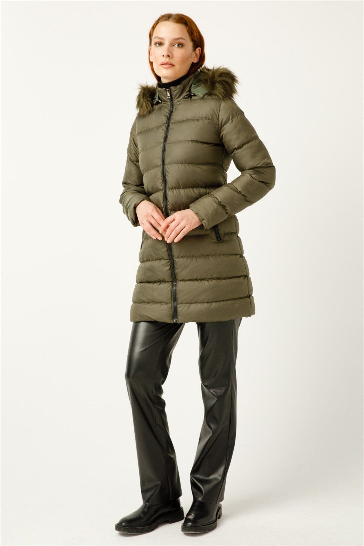 Esswaap-Intermediate Hooded Padded Coat Khaki 3