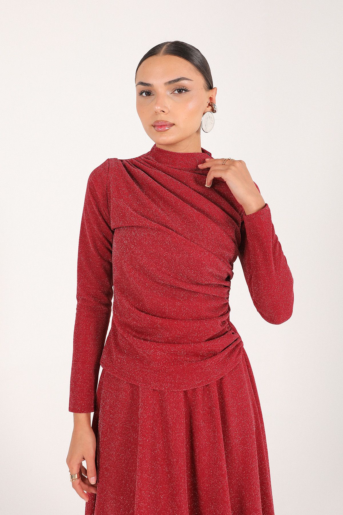 Melike Tatar-Red Glitter Skirt Suit 6-3085 5