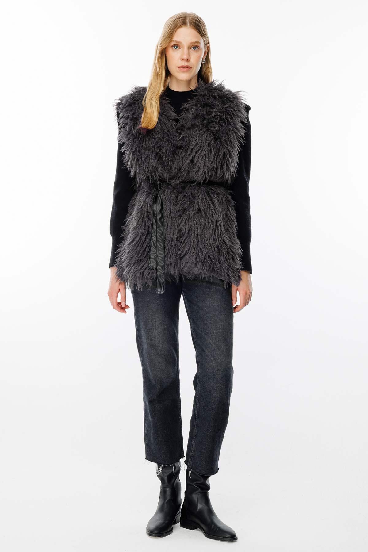 Hooopstore-Selection Fluffy Feather Anthracite Vest 6