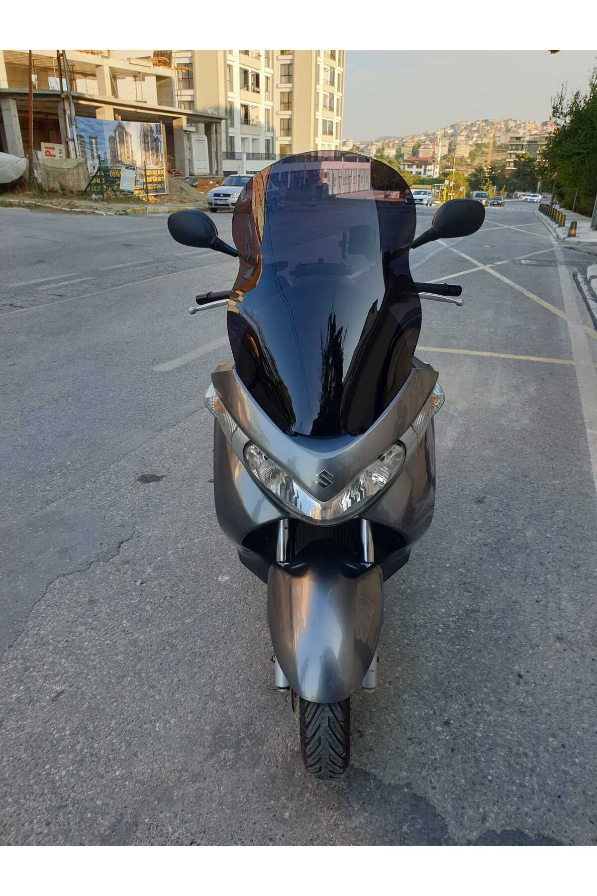 Suzuki Burgman UH 200 Siperlik Ön Cam 2006 2013 Model 61cm Siyah Renkli 4mm