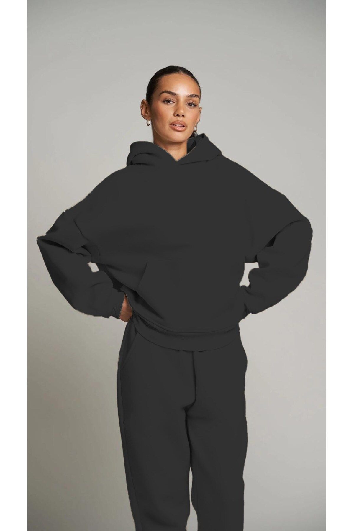 The Champ Clothing-Black Hooded Basic Elastic Waist Pipe Oversize Tracksuit Set with Pockets 5