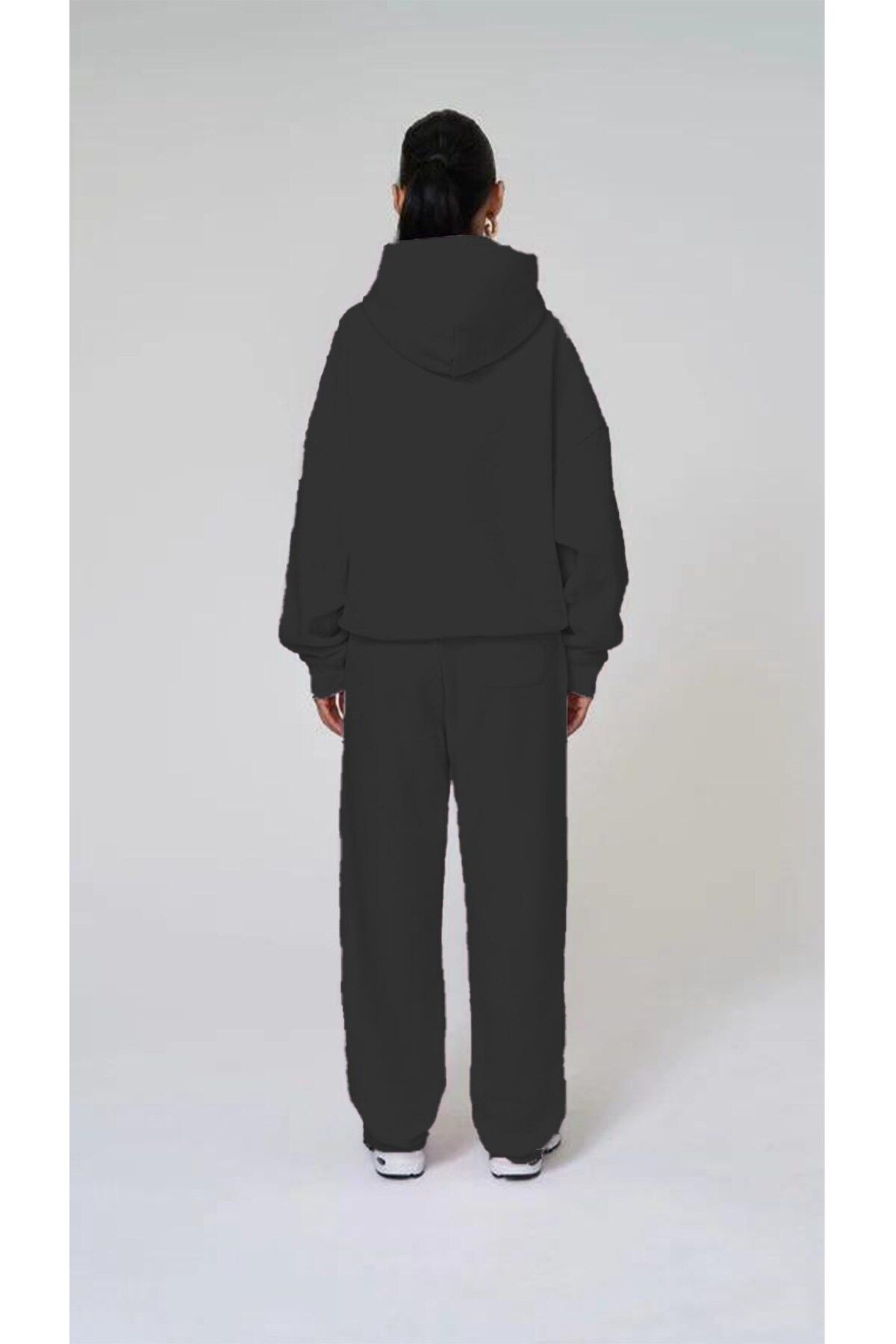 complete the look image