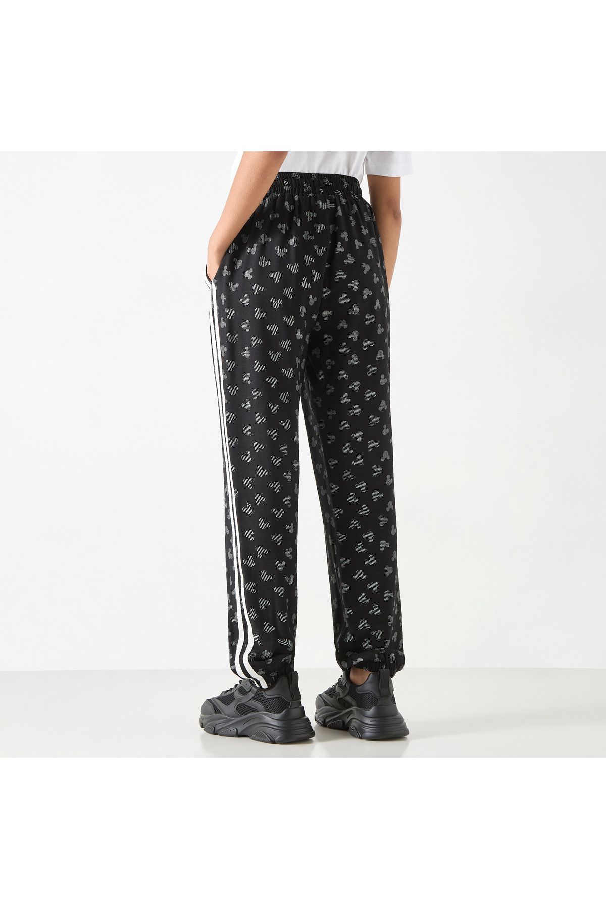 SP Characters-CHR L LIGHTWEIGHT TRACK PANT SET 3