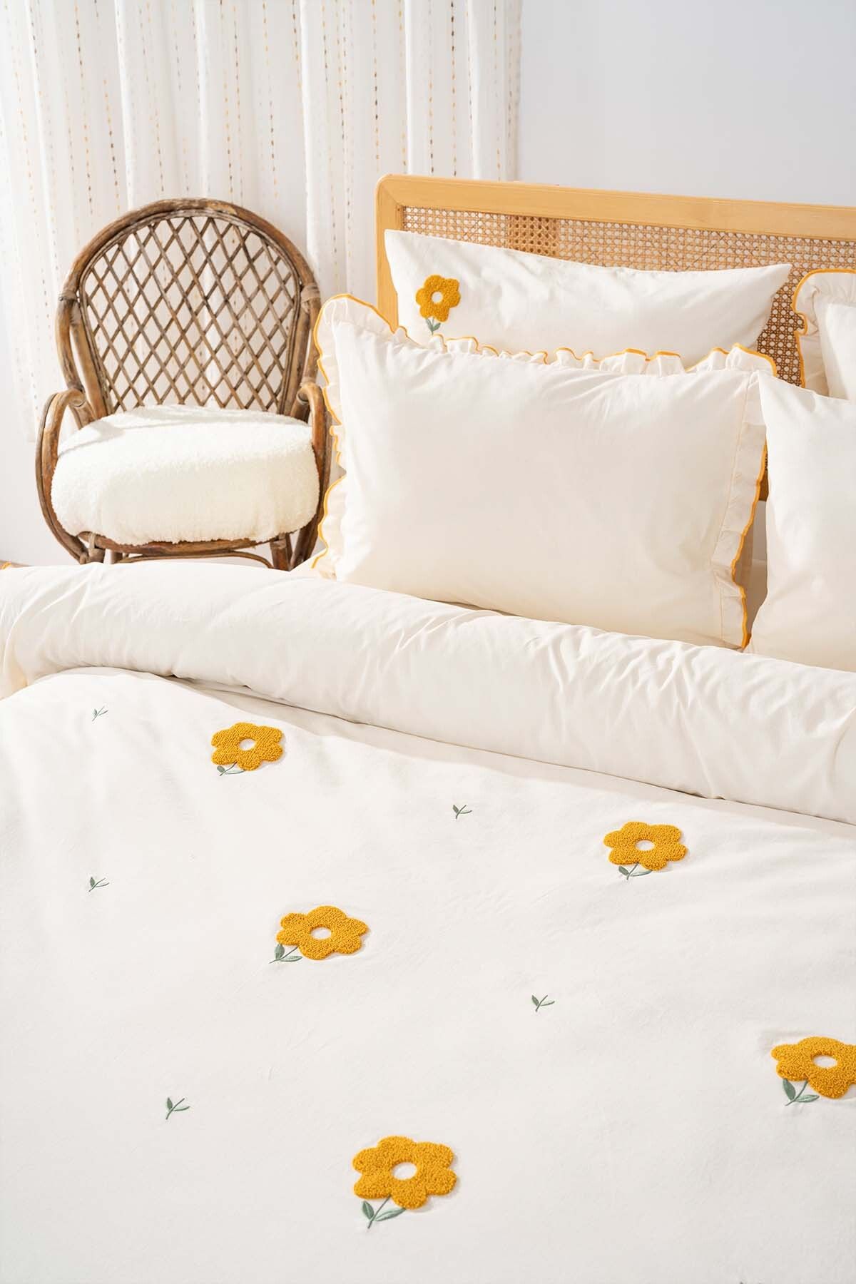 Rivaİstanbul-Florita Yellow - Double Embroidered 6-Piece Cotton Duvet Cover Set 3