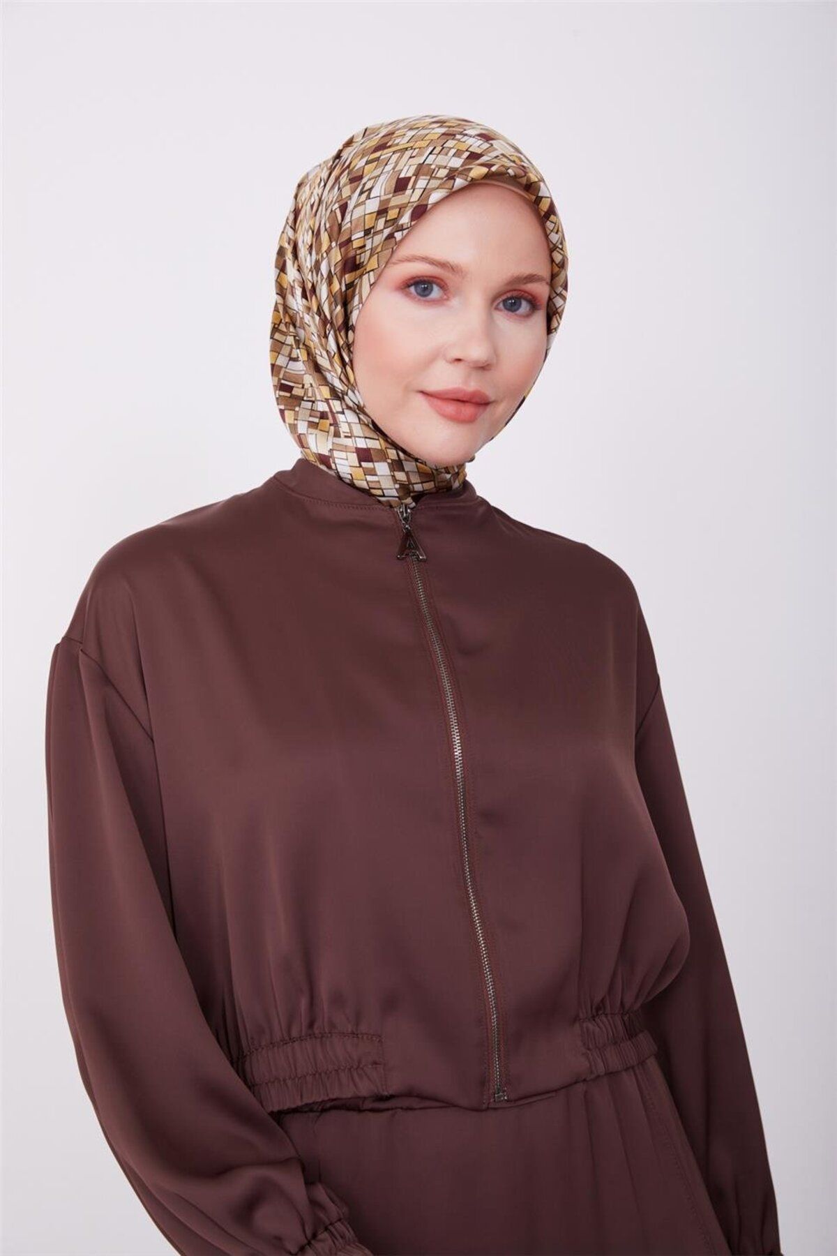 Armine-Dark Bomber Jacket and Pants Set - 23K6650 4