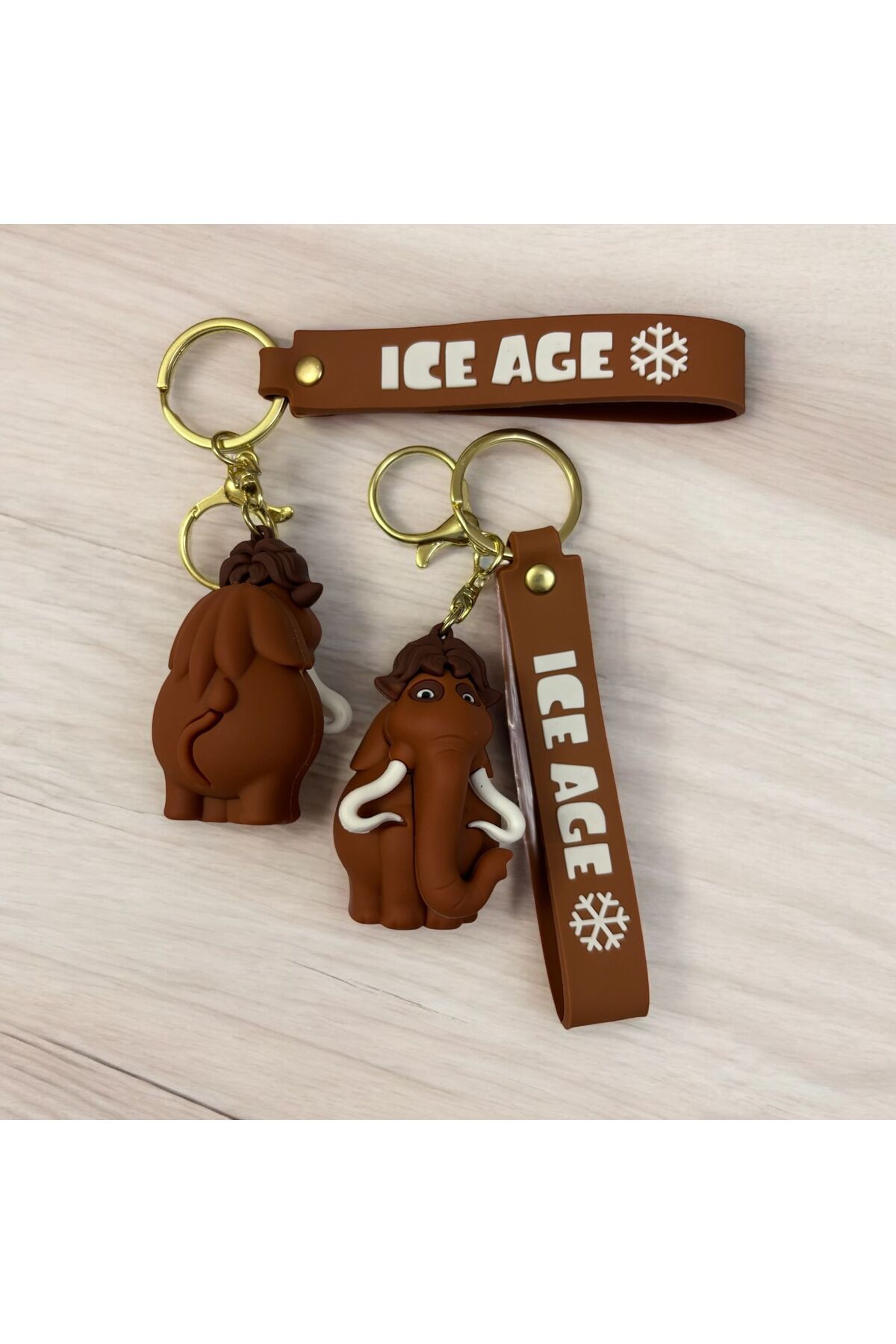 chipper-3D Luxury Large Size Ice Age Diego Character Silicone Keychain and Bag Accessory 1