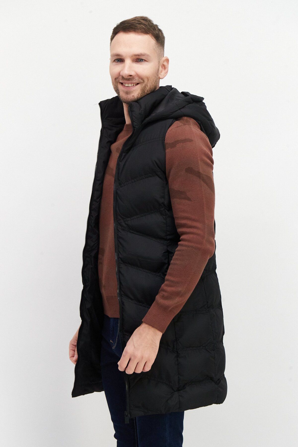 French Connection-Men Hooded Solid Long Puffer Vest, Black 4