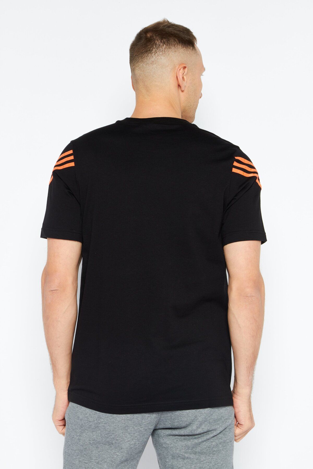 adidas-Men Sportswear Fit Short Sleeve Brand Logo T-Shirts, Black/Orange 2