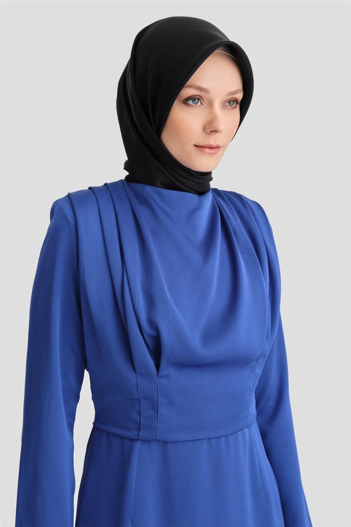 لباس شب 24yd1951 Saks Armine
