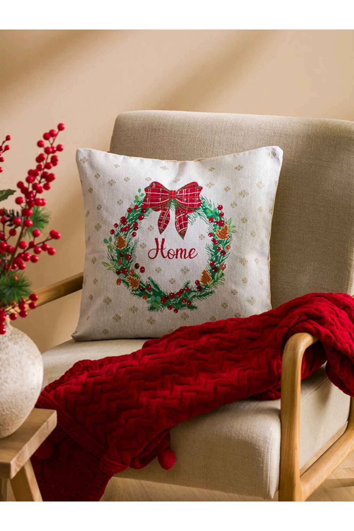LC Waikiki HOME Karışık Yılbaşı Temalı Kırlent Kılıfı 45x45 Cm