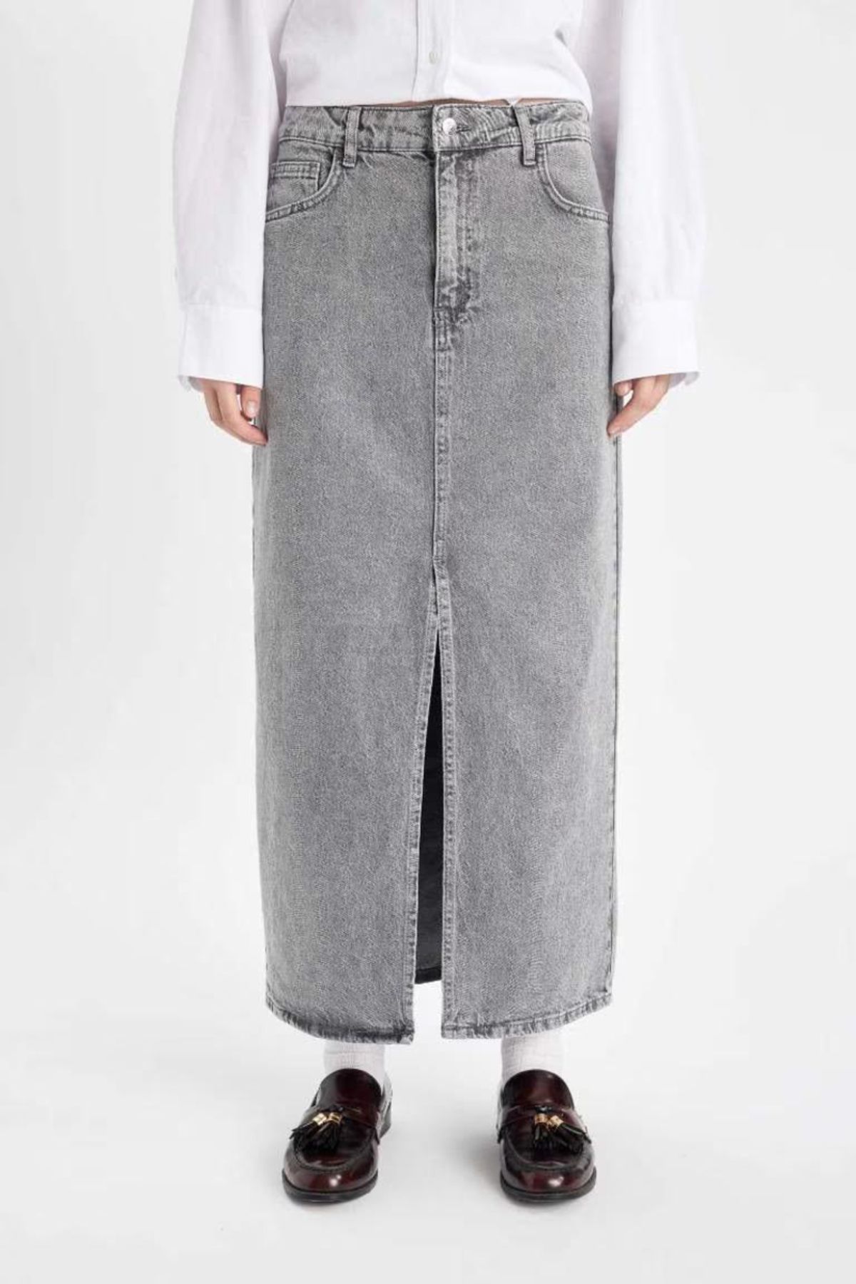 complete the look image