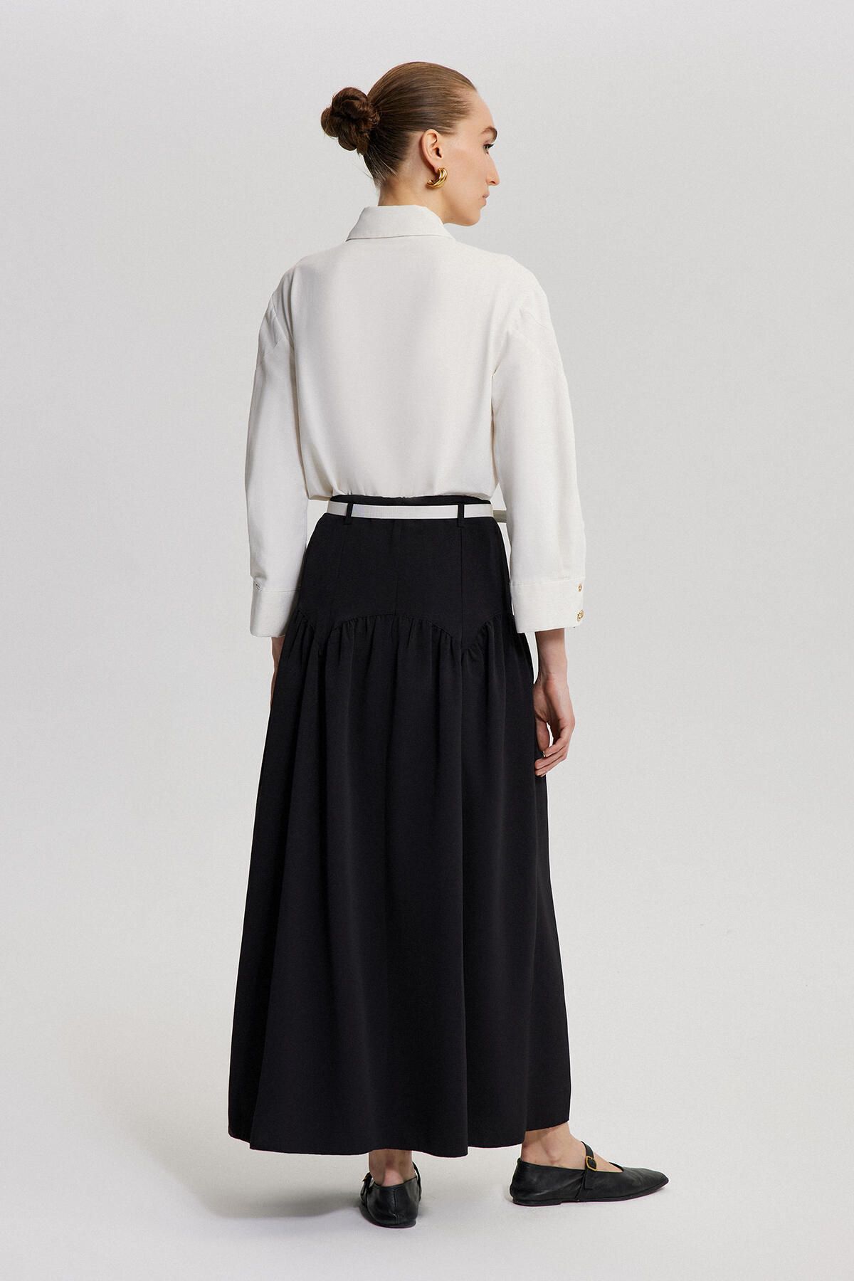 Touché Privé-Linen Textured Skirt - Belt Detailed 5