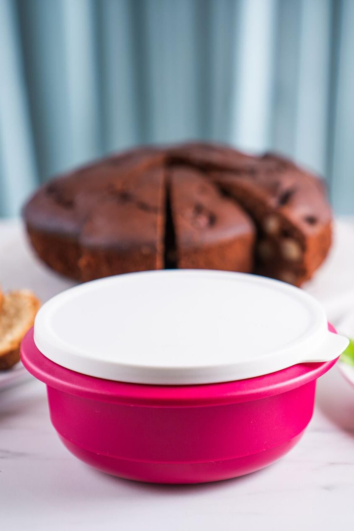 Tupperware-2 Lt Cherry Mix Food Preparation and Storage Container 5