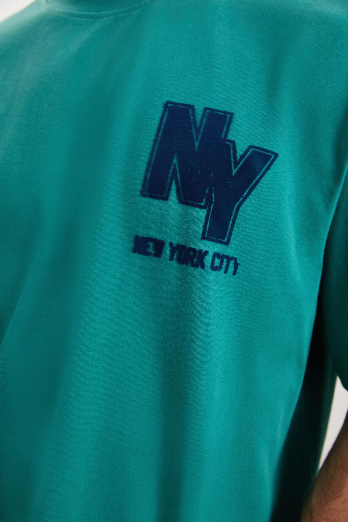 GRIMELANGE-Melvin Relaxed Green T-shirt 2