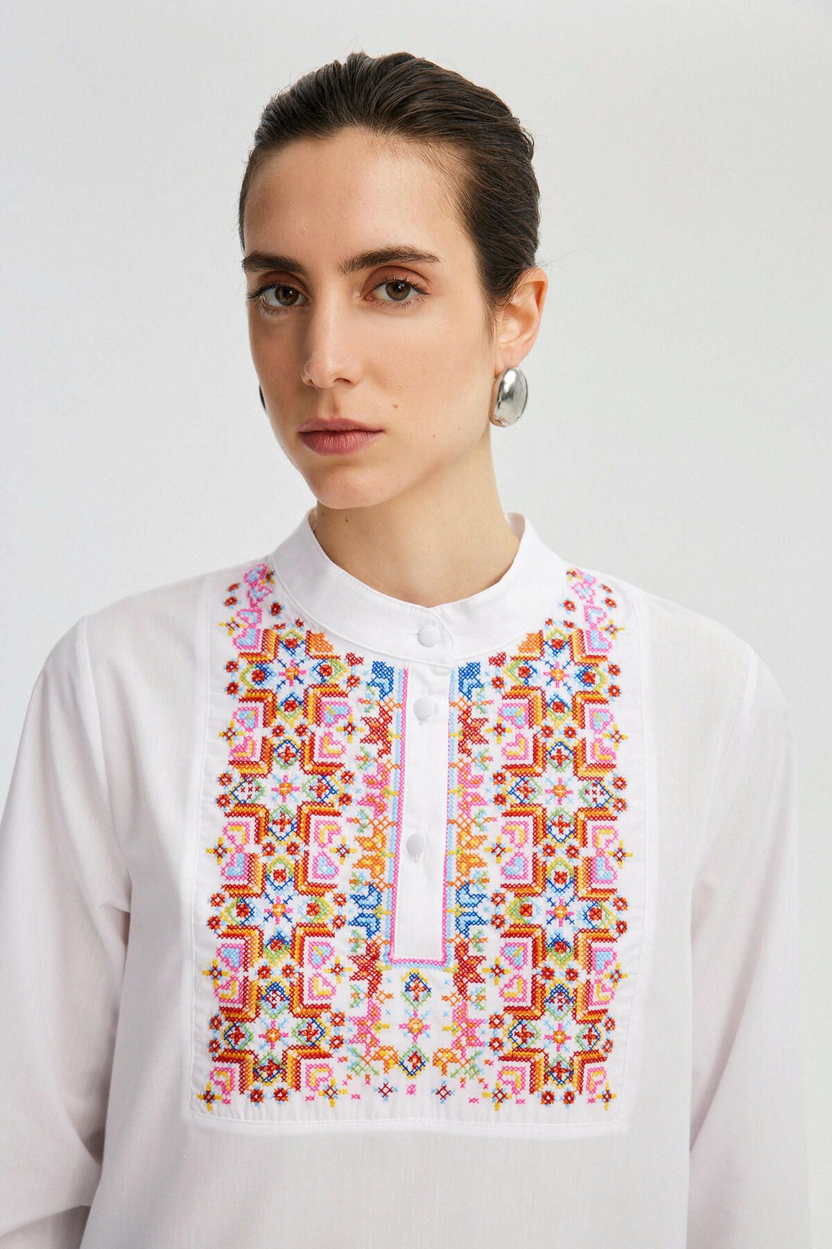 Touché Privé-Button Tunic with Embroidery Detail 5