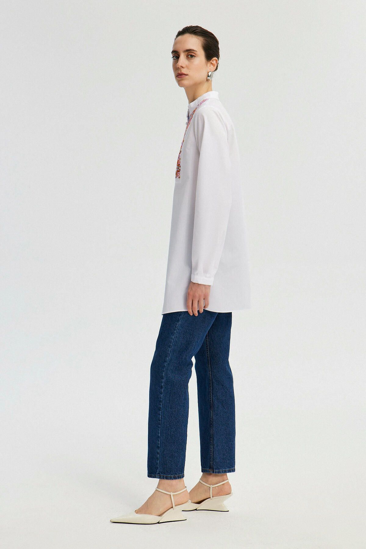 Touché Privé-Button Tunic with Embroidery Detail 3