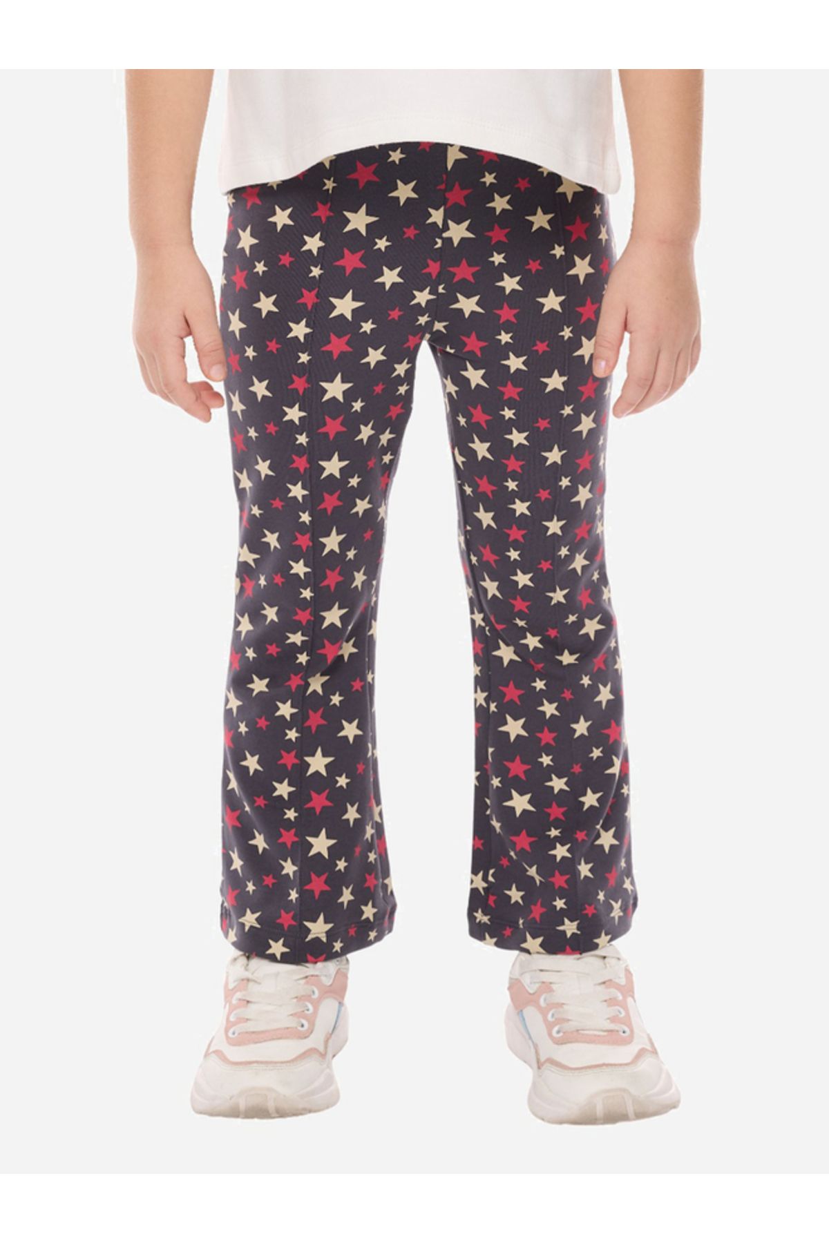 Victor and Jane By Styli-Graphic Print Sweatshirt & Stars Prints Flared Leggings Set 5