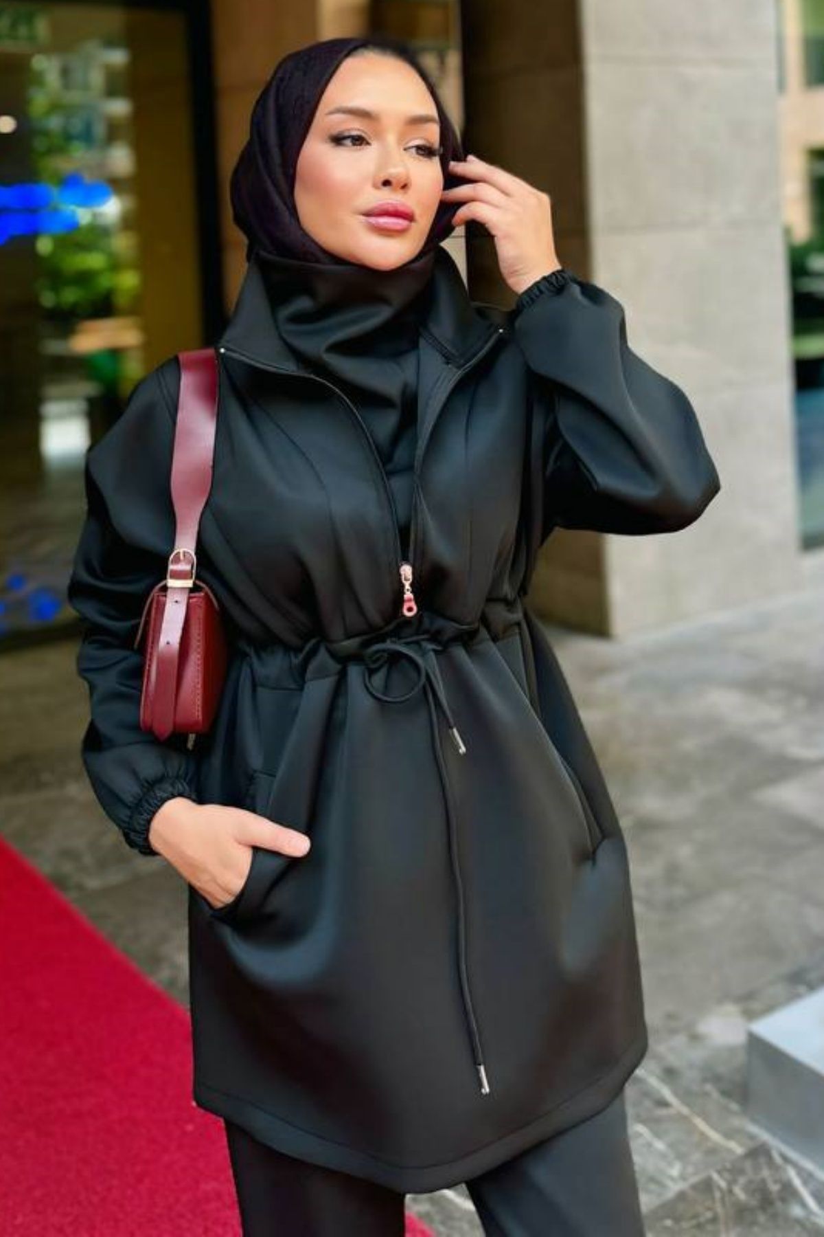 bayansepeti-Stretchy Scuba Sweatshirt and Sweatpants with High Waist and Long Sleeves - Black Hijab Suit 1024 2