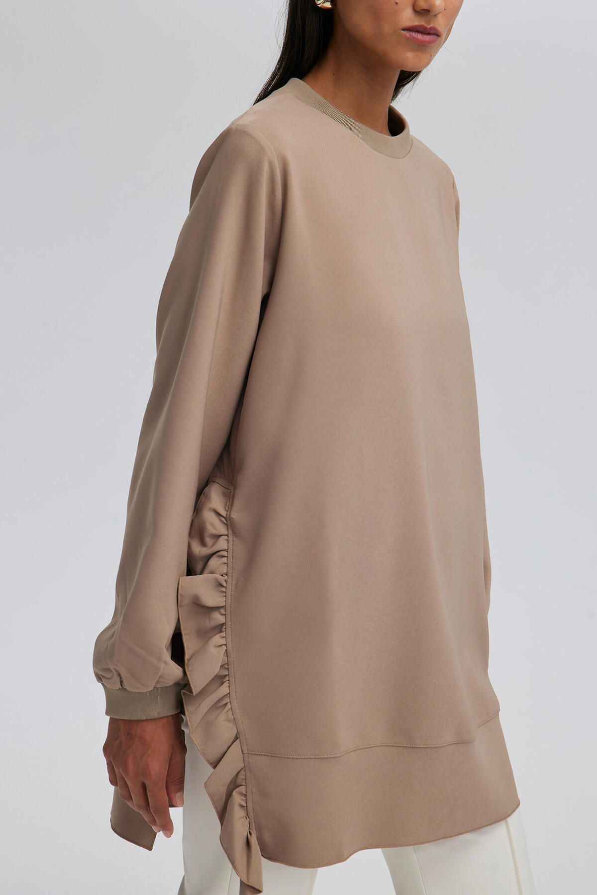 Touché Privé-Crepe Tunic - Ruffle Detail 5