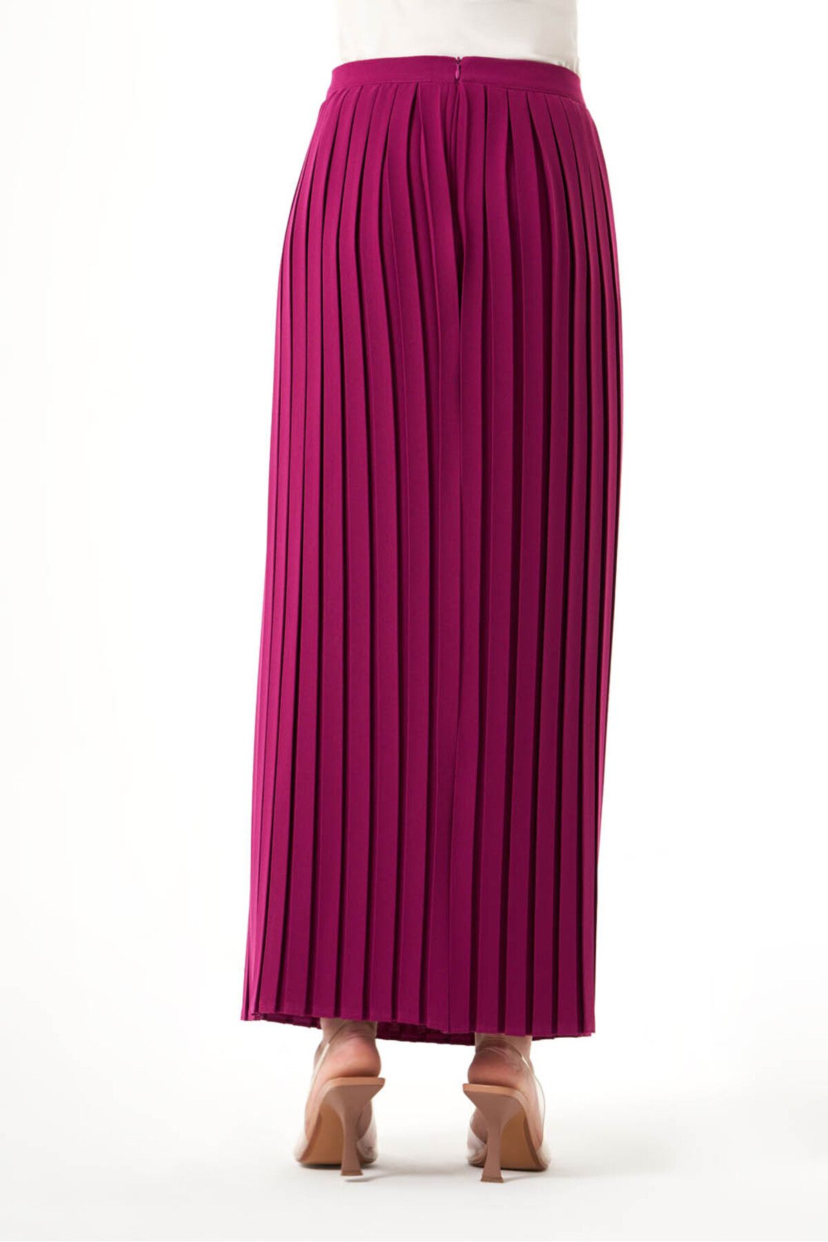 Mizalle-Crepe Pleated Plum Skirt 3